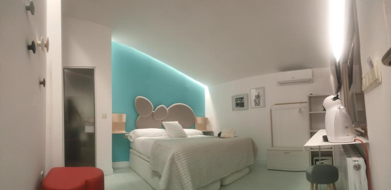 Espejo De Soledades Villa Vigo de Sanabria Luaran gambar